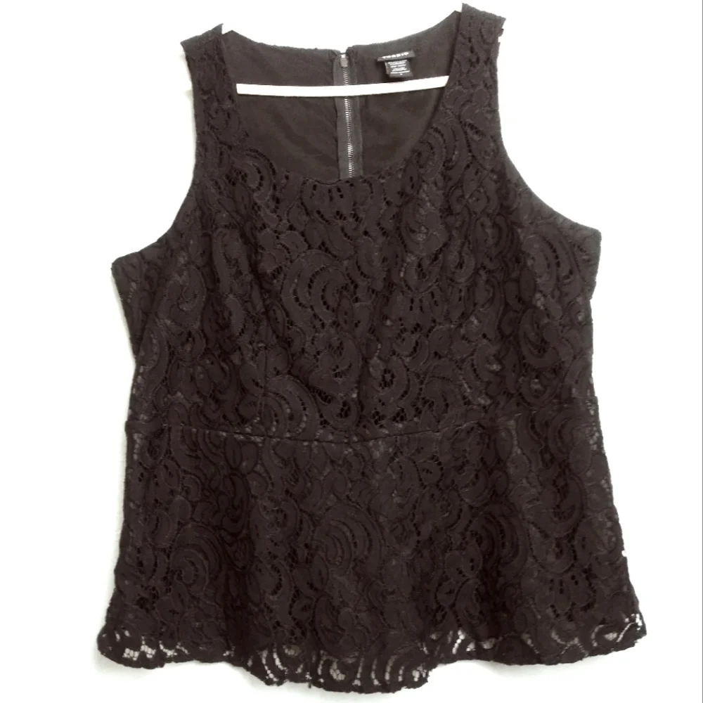 TORRID 1X Black Lace whimsigoth Overlay sleeveless Peplum Top